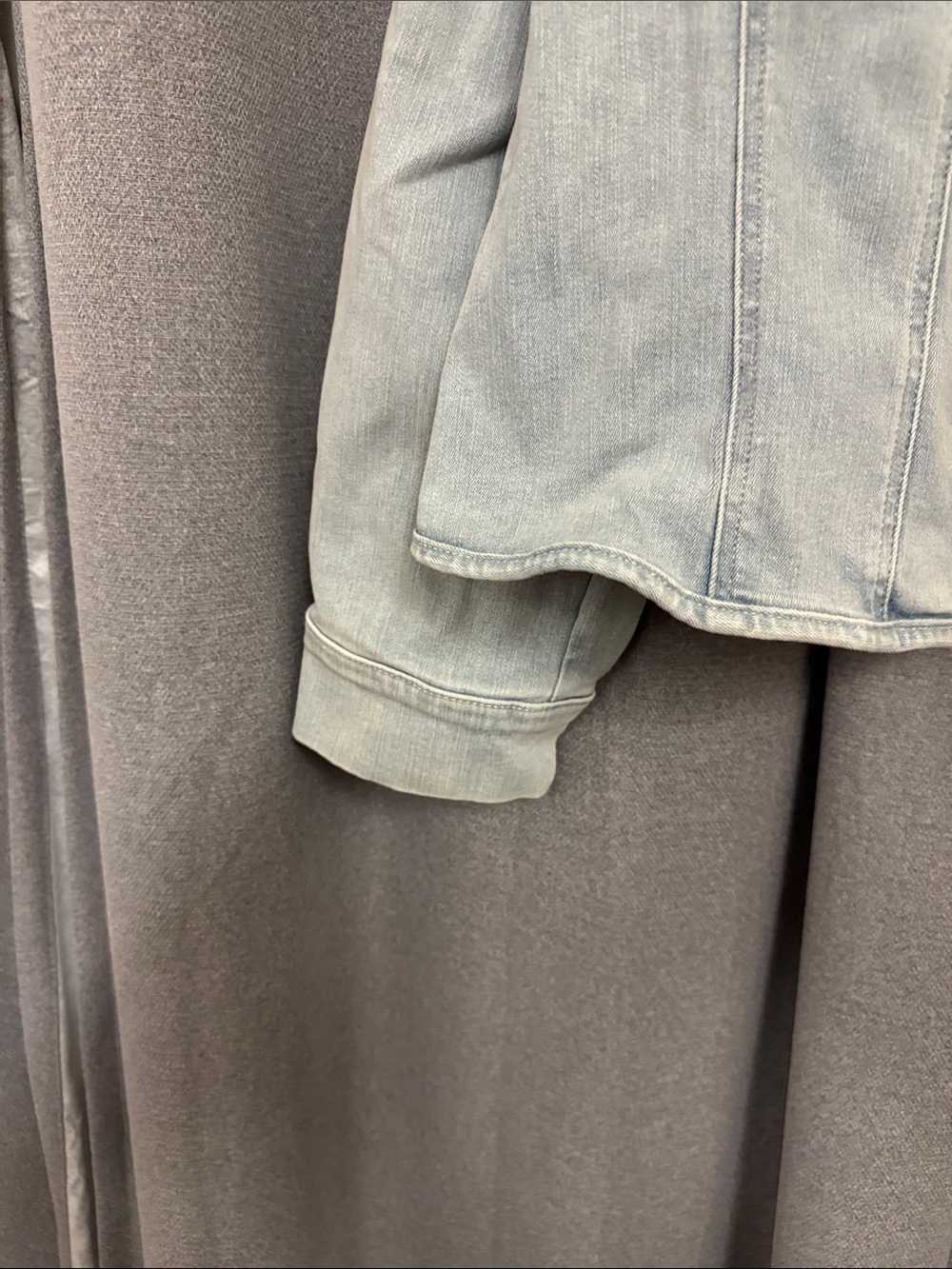 Lane Bryant Light Blue Denim Jacket with White Floral Embroidery - Picture 7 of 15